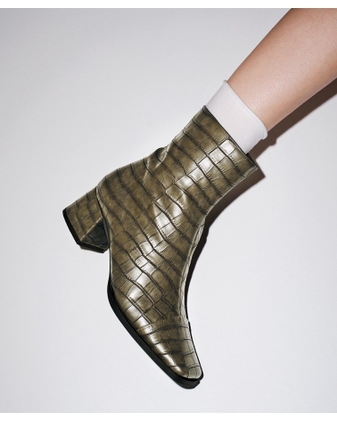 IRIS, OLIVE ESIOT ANKLE BOOTS, AW2425, 4